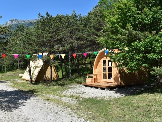 Camping La Chabannerie Hotel Saint-Martin-de-Clelles Exterior foto